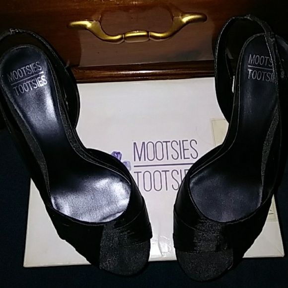 mootie tootie shoes